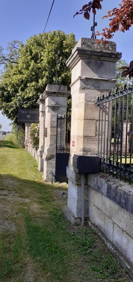 Maison Blanche Cherval Eksteriør billede